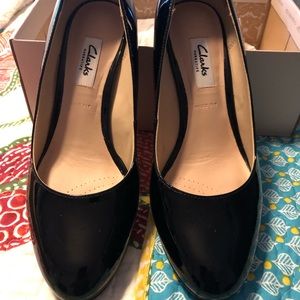 Clark narrative black patent leather heels; size: 7.5 wide